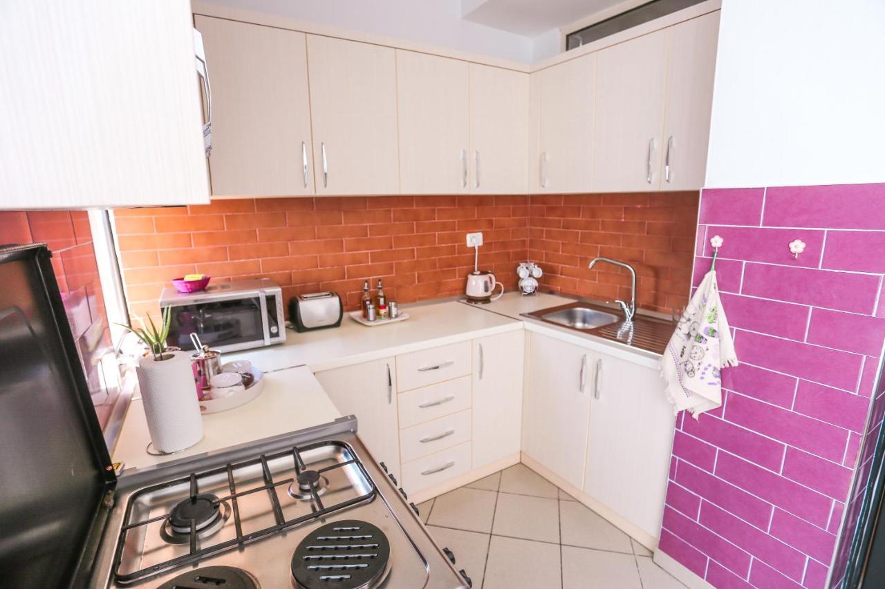 Tirana Views Apartment - Comfy & Spacious المظهر الخارجي الصورة