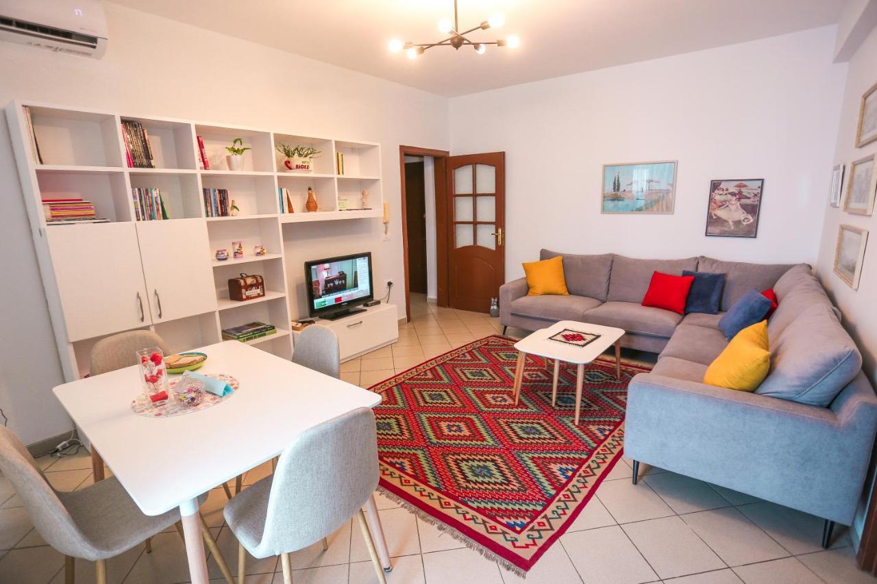 Tirana Views Apartment - Comfy & Spacious المظهر الخارجي الصورة