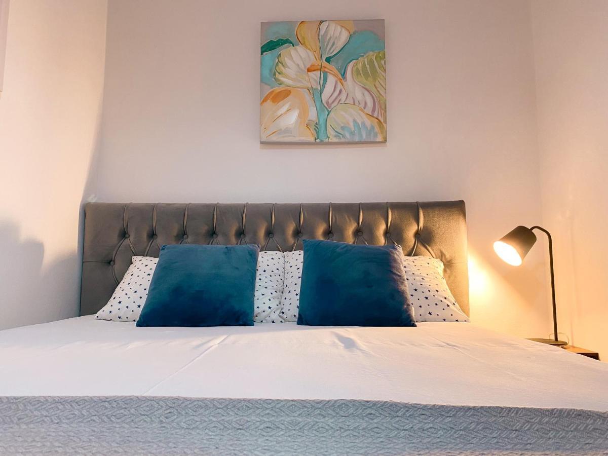 Tirana Views Apartment - Comfy & Spacious المظهر الخارجي الصورة